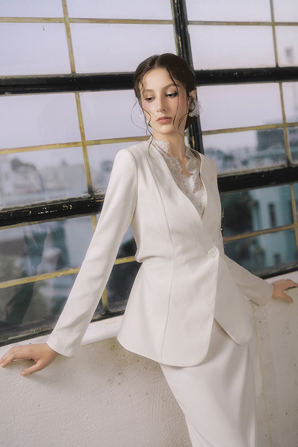 AVA Top - Ivory